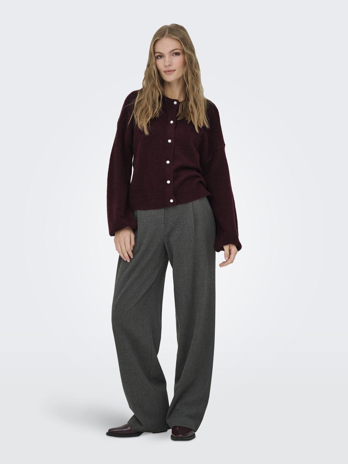 model_shot-front_full